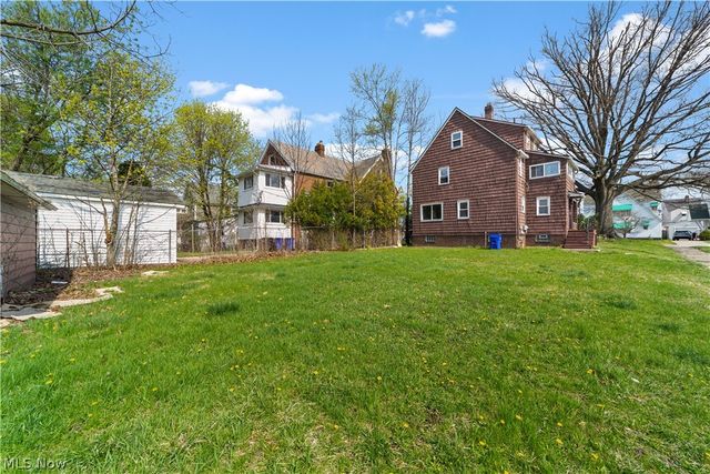 17904 Neff Road, Cleveland, OH 44119