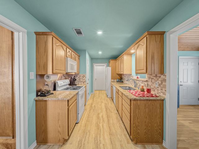 113 Beltwoods Drive, Desoto, TX 75115