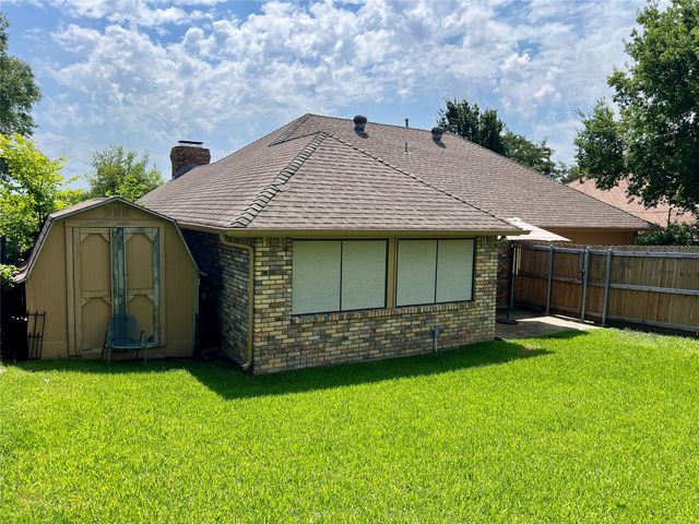113 Beltwoods Drive, Desoto, TX 75115