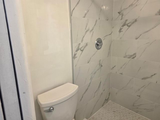170 SE 7th Street SE 301, Deerfield Beach, FL 33441