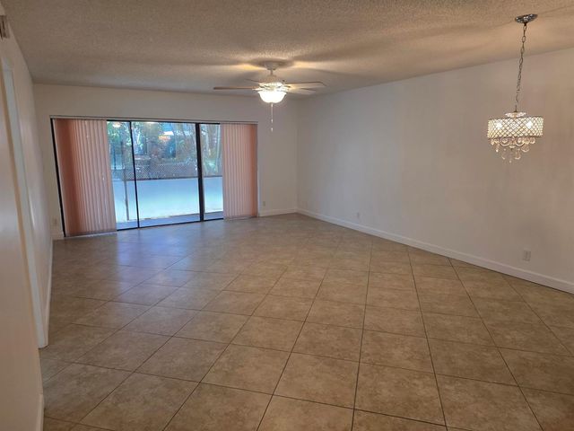 170 SE 7th Street SE 301, Deerfield Beach, FL 33441