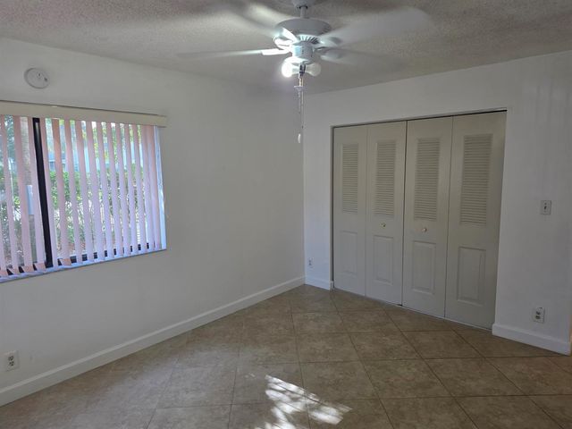 170 SE 7th Street SE 301, Deerfield Beach, FL 33441