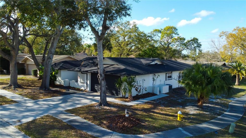 Image 19 of property listing at 101 NESTLEBRANCH DRIVE, Safety Harbor, FL 34695
