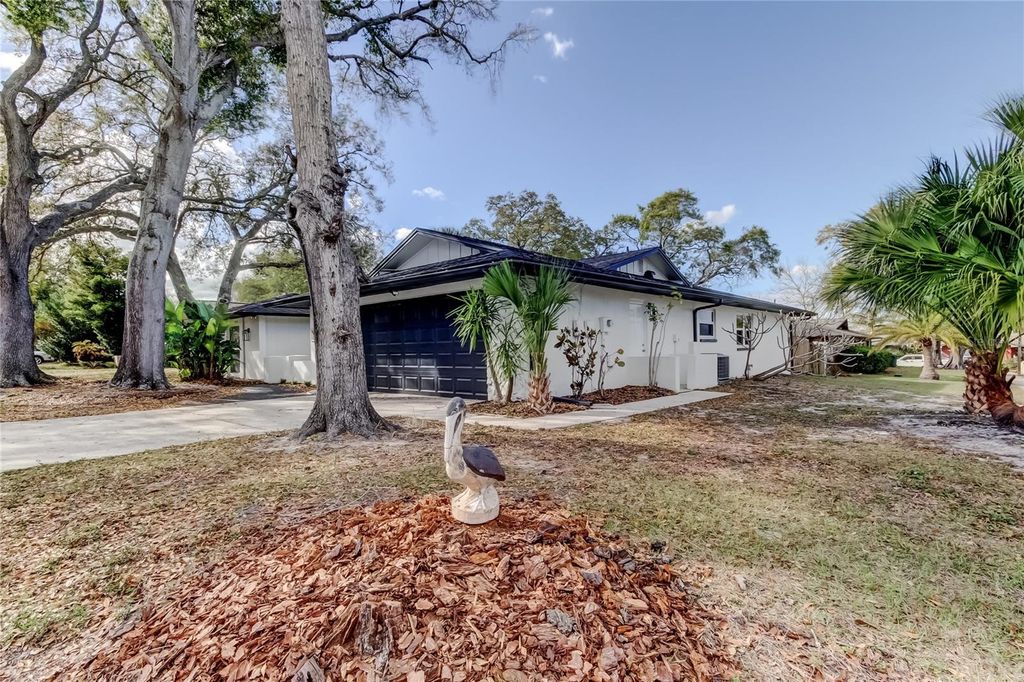 Image 21 of property listing at 101 NESTLEBRANCH DRIVE, Safety Harbor, FL 34695