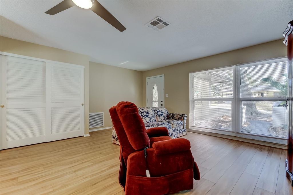 Image 26 of property listing at 101 NESTLEBRANCH DRIVE, Safety Harbor, FL 34695