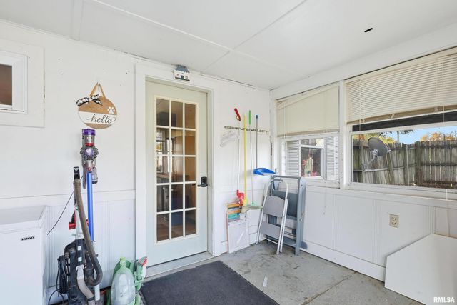 1218 14TH Street, Silvis, IL 61282