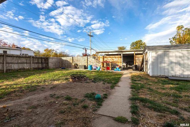 1218 14TH Street, Silvis, IL 61282