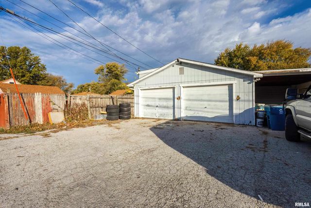 1218 14TH Street, Silvis, IL 61282