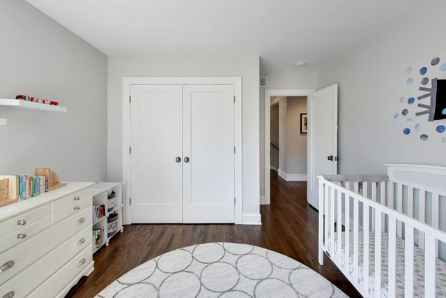 527 E Mayfair Road, Arlington Heights, IL 60005