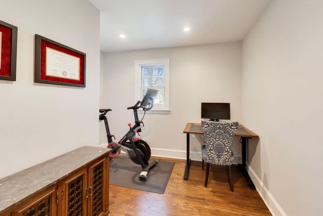 527 E Mayfair Road, Arlington Heights, IL 60005