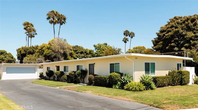 220 Knox, Costa Mesa, CA 92627