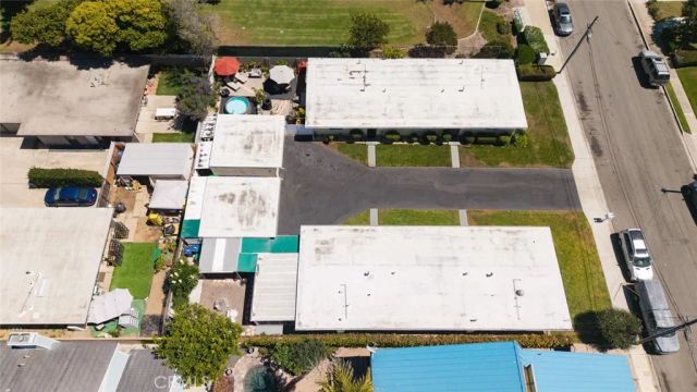 220 Knox, Costa Mesa, CA 92627
