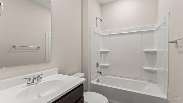 1766 Parkfield Way, Goshen Twp, OH 45122