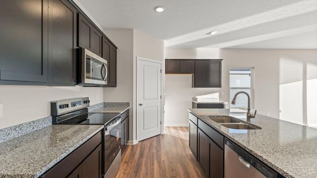 1766 Parkfield Way, Goshen Twp, OH 45122