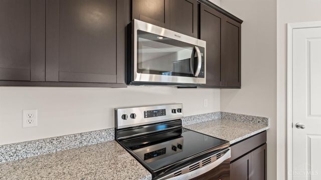 1766 Parkfield Way, Goshen Twp, OH 45122