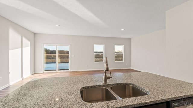 1766 Parkfield Way, Goshen Twp, OH 45122