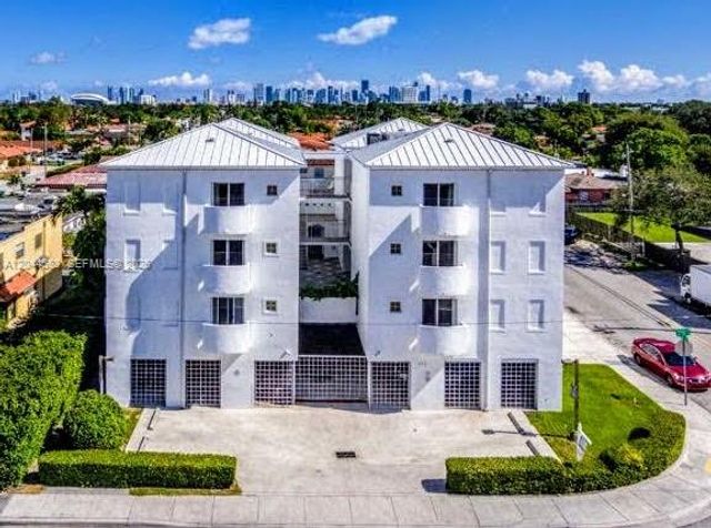 411 SW 37th Ave 3D, Miami, FL 33135