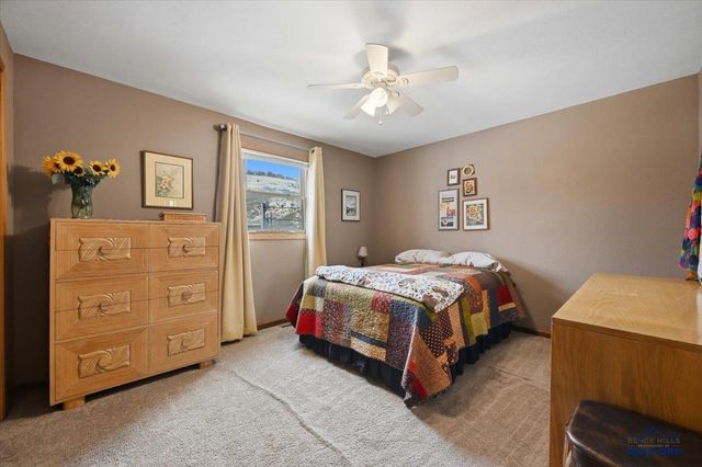632 WEBER DR, Sturgis, SD 57785