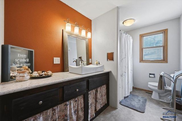 632 WEBER DR, Sturgis, SD 57785