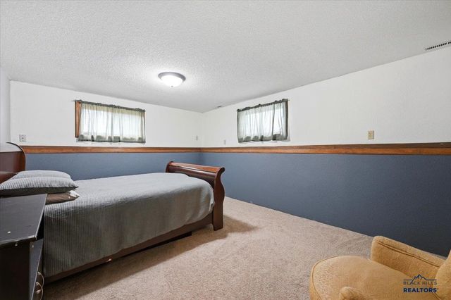 632 WEBER DR, Sturgis, SD 57785
