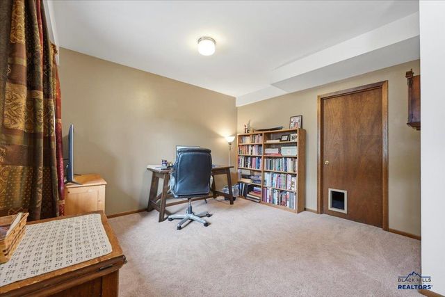 632 WEBER DR, Sturgis, SD 57785