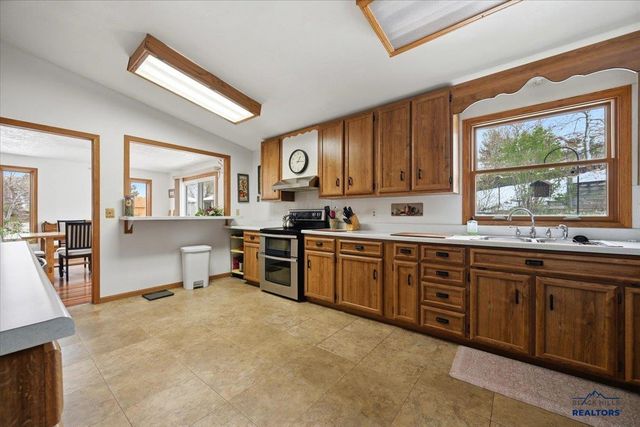 632 WEBER DR, Sturgis, SD 57785