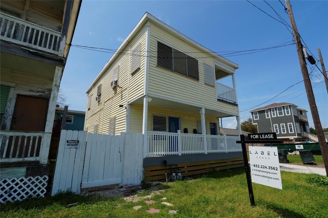 1213 28th Street, Galveston, TX 77550