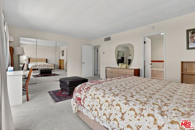 184 N Crescent Drive, Beverly Hills, CA 90210