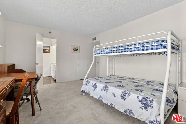 184 N Crescent Drive, Beverly Hills, CA 90210
