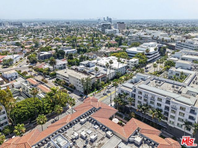 184 N Crescent Drive, Beverly Hills, CA 90210