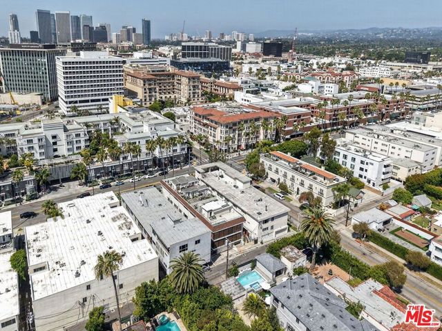 184 N Crescent Drive, Beverly Hills, CA 90210