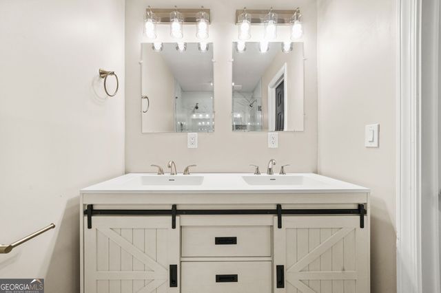 4907 WINDSOR DOWNS Drive, Decatur, GA 30035