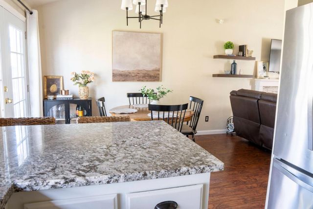 5310 W Sussex Way, Fresno, CA 93722