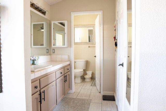 5310 W Sussex Way, Fresno, CA 93722