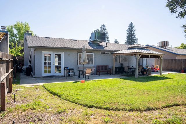 5310 W Sussex Way, Fresno, CA 93722