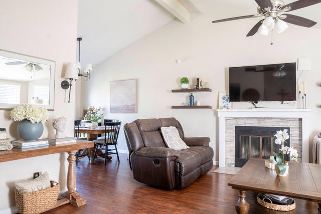 5310 W Sussex Way, Fresno, CA 93722