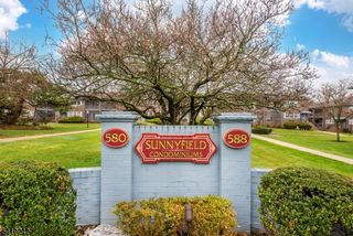 580 Bloomfield Ave 11B, West Caldwell Twp., NJ 07006