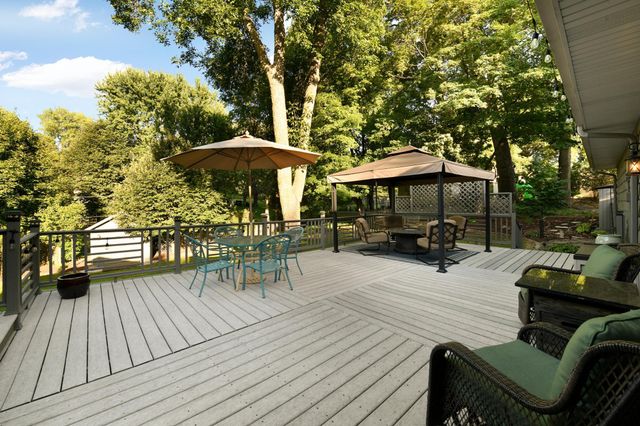 6835 Rosemary Road, Eden Prairie, MN 55346