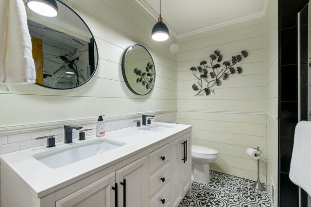 6835 Rosemary Road, Eden Prairie, MN 55346