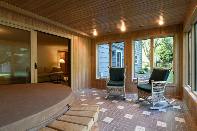 6835 Rosemary Road, Eden Prairie, MN 55346