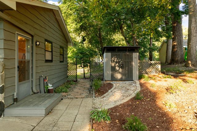 6835 Rosemary Road, Eden Prairie, MN 55346