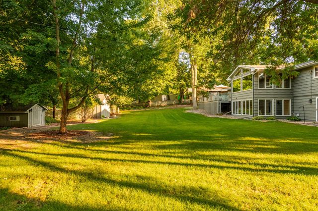 6835 Rosemary Road, Eden Prairie, MN 55346