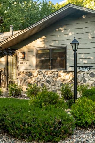 6835 Rosemary Road, Eden Prairie, MN 55346