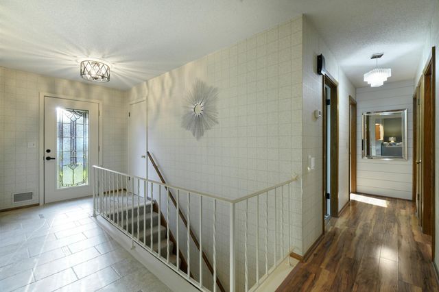 6835 Rosemary Road, Eden Prairie, MN 55346