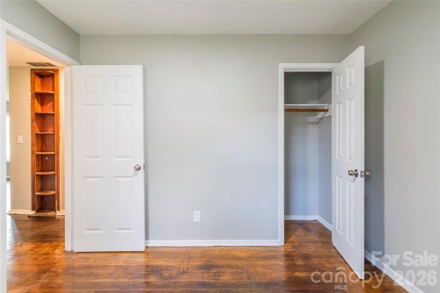 2019 Holly Street, Charlotte, NC 28216