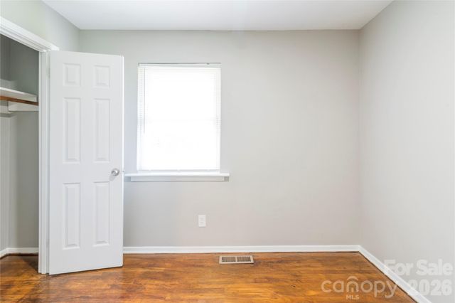 2019 Holly Street, Charlotte, NC 28216