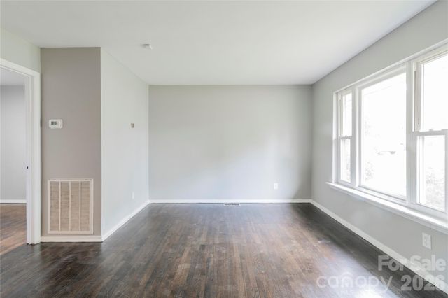 2019 Holly Street, Charlotte, NC 28216