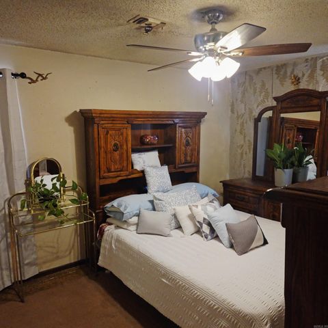 431 Woodland St, Malvern, AR 72104