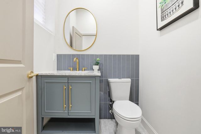 713 E 20TH ST, Baltimore, MD 21218