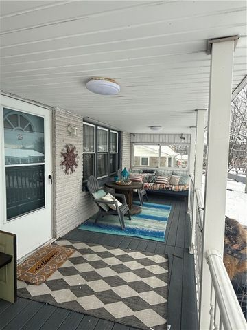 29 Janyce Dr, Hempfield Twp, PA 15601